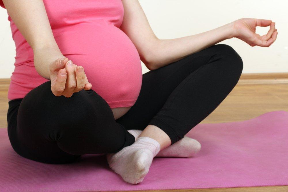 Тонус в 1 триместре. Упражнения для беременных для снятия тонуса. Гипертонус беременности. Позы для беременных от тонуса. Упражнения от тонуса матки.