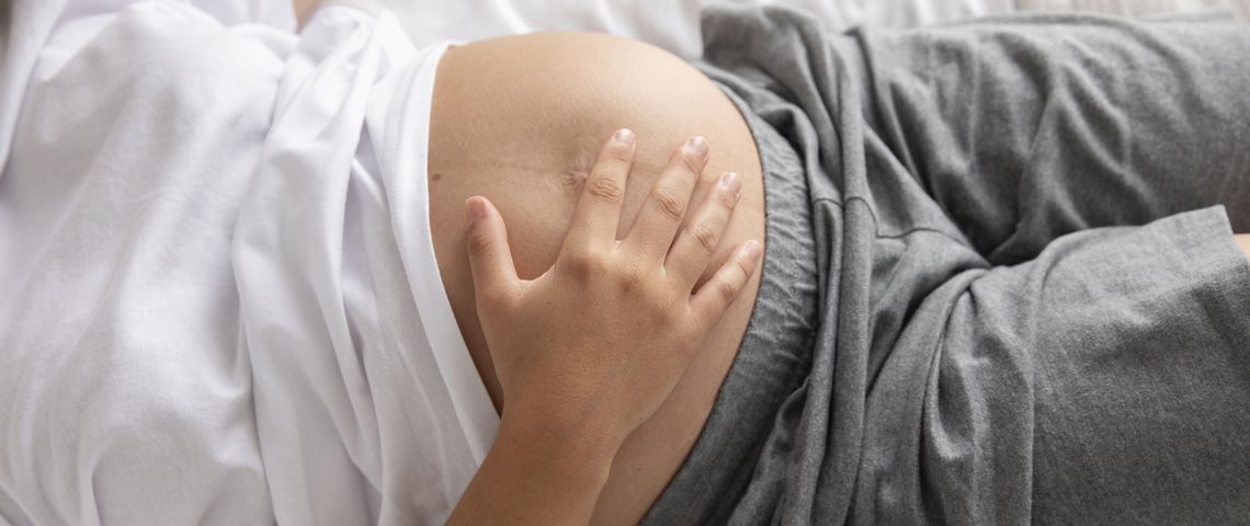 Вздутие живота после родов: почему так происходит и как с этим бороться?