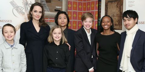 Фото: как выглядят повзрослевшие шестеро детей Джоли и Питта