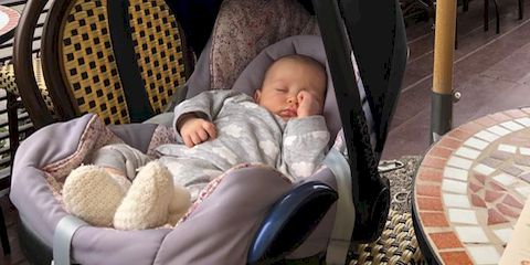 Малыш-неваляшка, или Как мы освоили самостоятельное засыпание