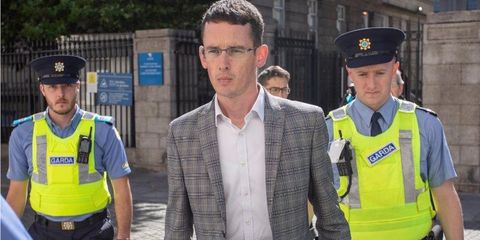 В Ирландии учителя  арестовали из-за отказа от гендерно-нейтральных местоимений