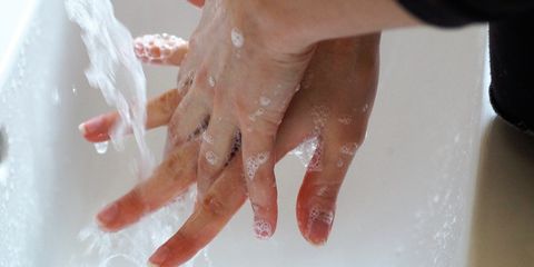 Коронавирус: хватит бесконечно мыть руки