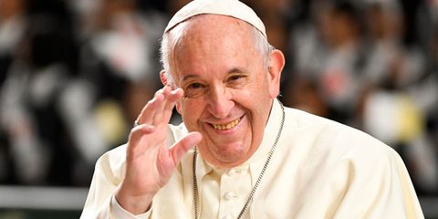 Папа римский назвал три главных слова для сохранения отношений