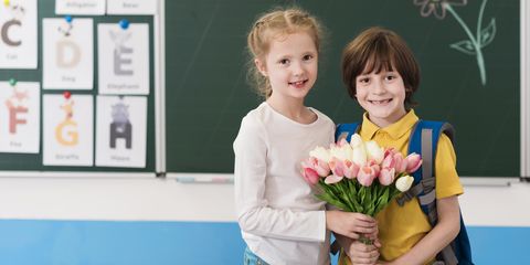 18 миллионов учеников в России сегодня сели за парты