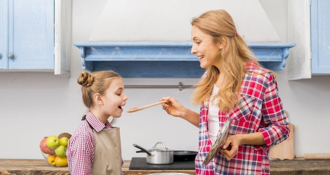 Почему ребенку лучше начинать пользоваться плитой с 11 лет?