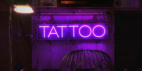 Тату-мастер посоветовал не запрещать подросткам татуировки