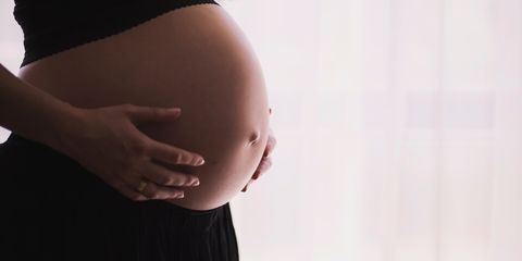 Мама близнецов показала живот до и после родов