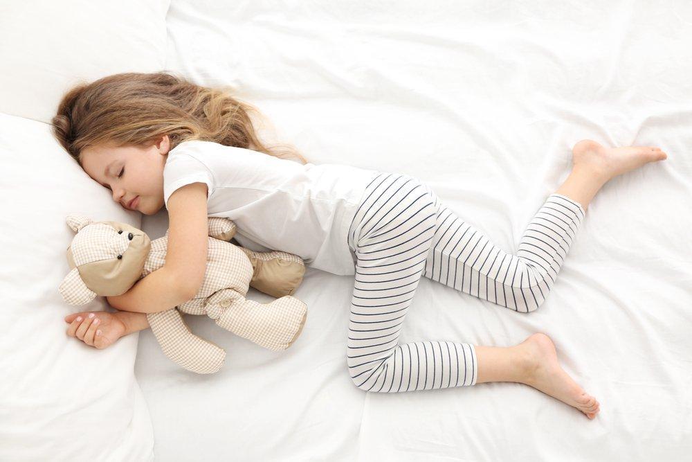 Как приучить ребенка спать