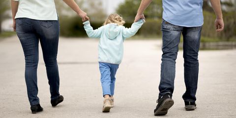 Психолог: какие отношения должны быть между отчимом и детьми?