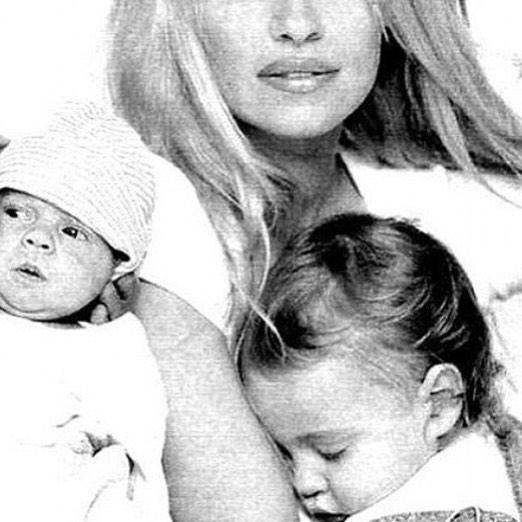 Роковая блондинка Памела Андерсон: «Я замечательная мать!»
