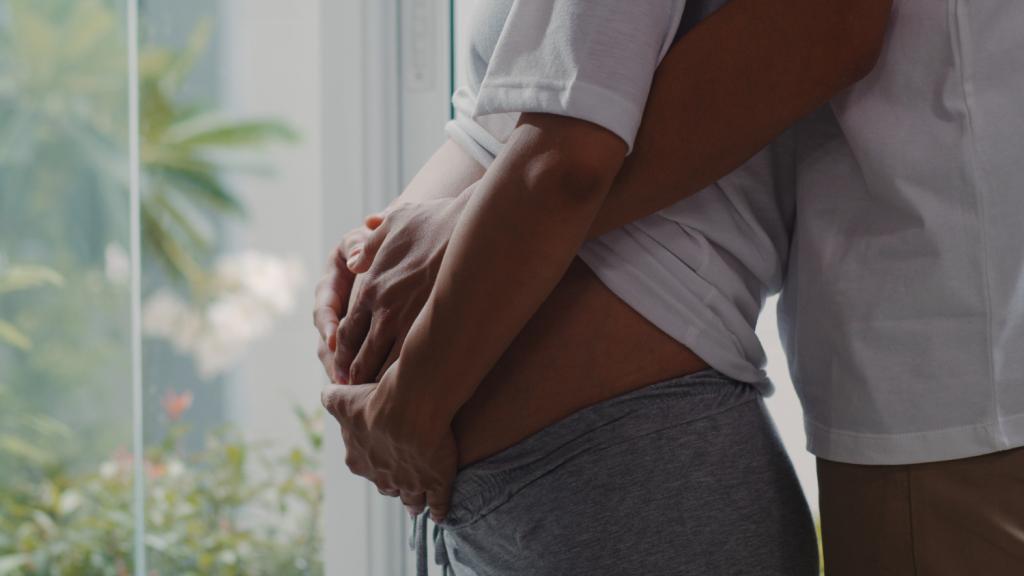 Секс во время беременности: лучшие позы, предохранение, табу