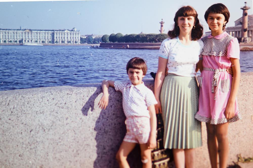 5 причин у сегодняшних взрослых любить и не любить свое советское детство