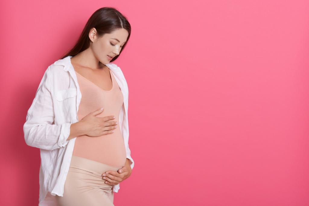 На каком сроке беременности болят молочные железы