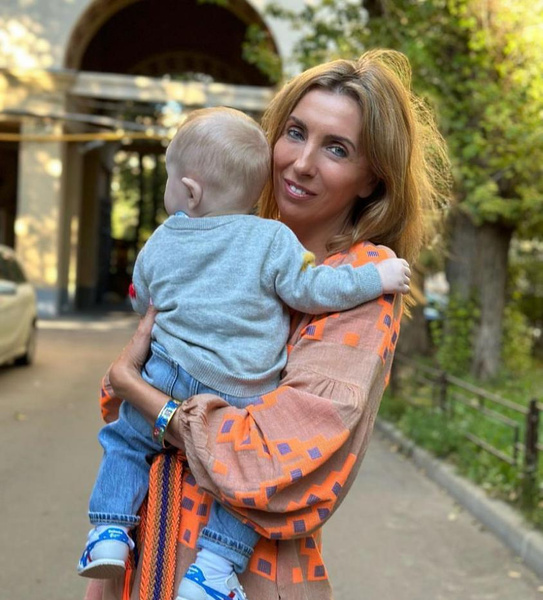 54-летняя Светлана Бондарчук стала матерью