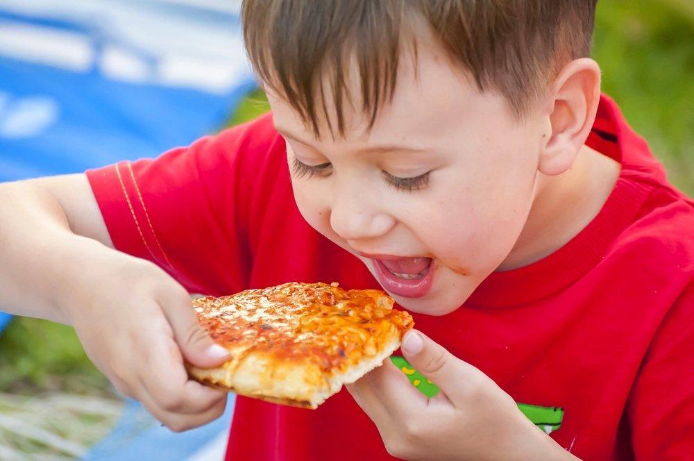 Как кормить детей, чтобы они ели?