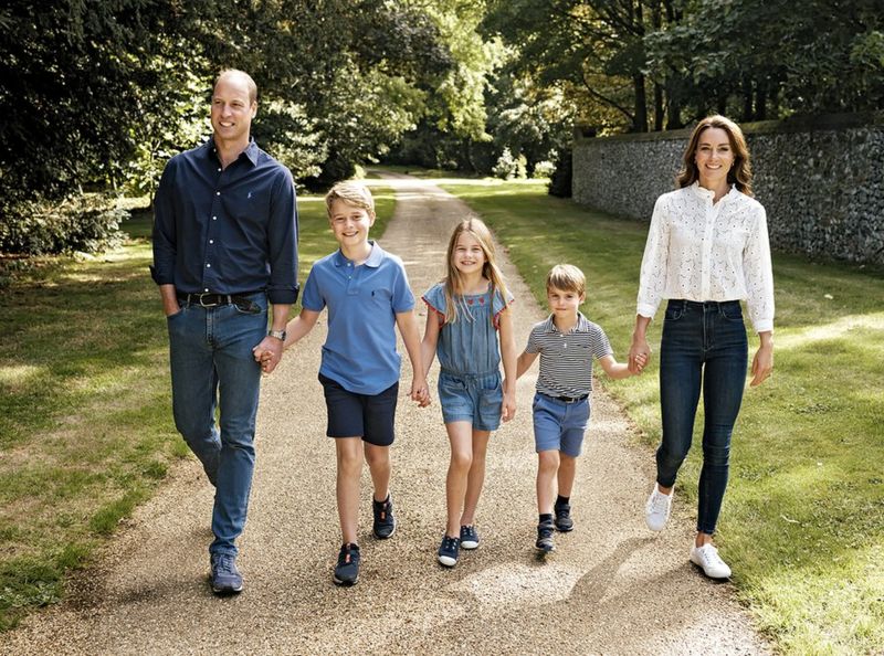 Семья принца Уильяма появилась на рождественской открытке