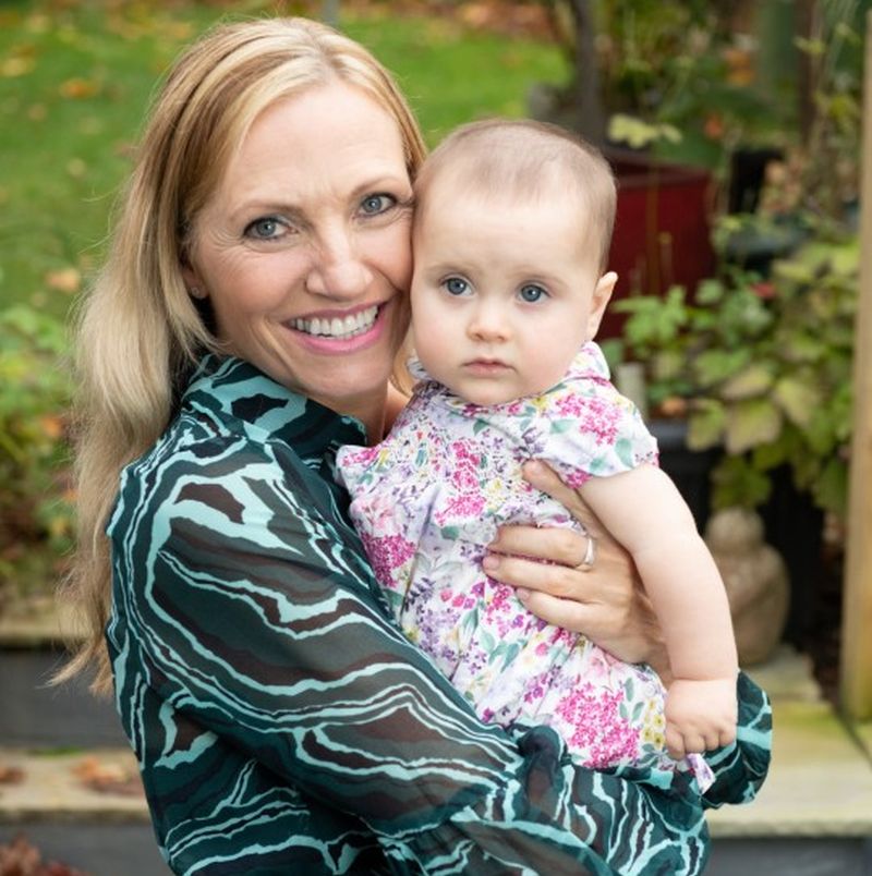 50-летняя британка родила дочь, несмотря ни на что