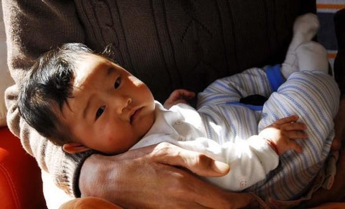 "Большое счастье": самый высокий человек в мире впервые стал отцом