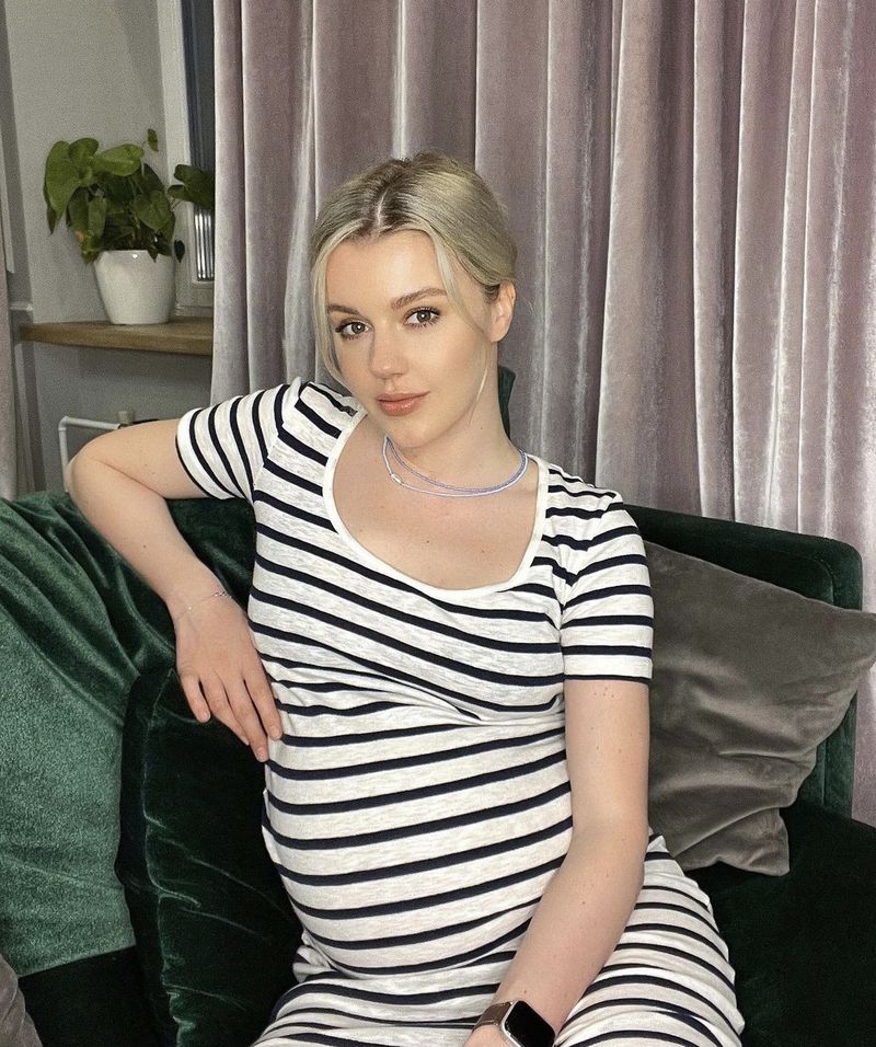 33-летняя Юлиана Караулова родила первенца