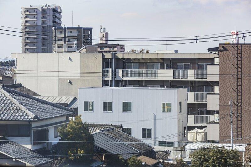 Семья из Японии живёт в доме, в котором есть целых 13 этажей