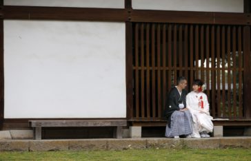 Семья напрокат: почему в Японии популярен сервис с подставными женами, родителями и друзьями