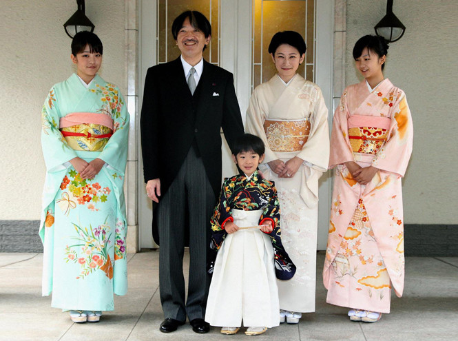 Принцесса Японии Мако вышла замуж за простого гражданина