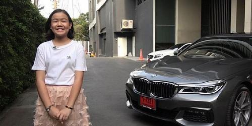 12-летняя блогерша заработала на автомобиль за 12 миллионов рублей