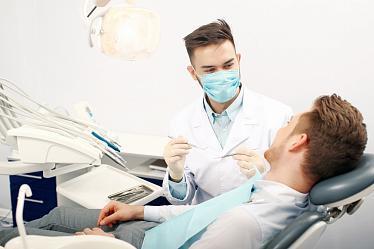 Стоматолог: как выбрать и не попасть впросак?