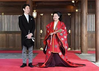 Принцесса Японии отказалась от титула ради брака с простолюдином