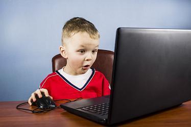Дети и онлайн-игры. Как относиться к тому, что ваш ребенок все время играет в онлайн-игры